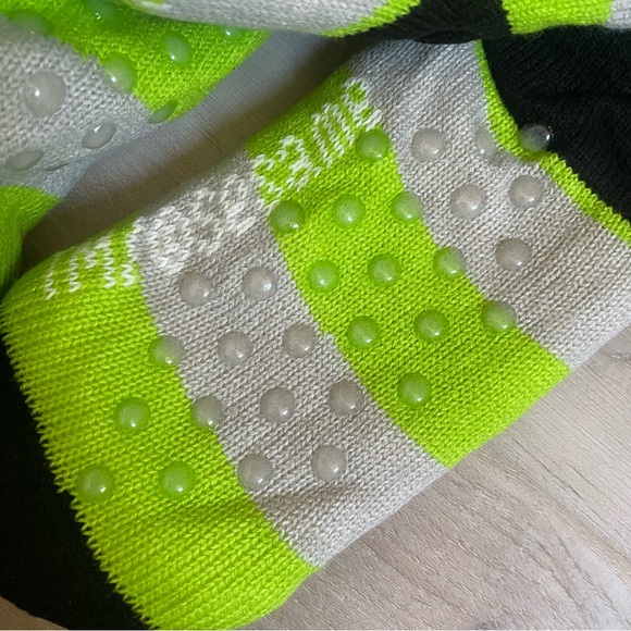 SESAME STREET • NEW! Sherpa Socks with Grippy Soles - OS - Picture 8 of 10